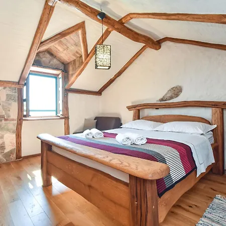 Holiday home Golubinka By Interhome Zastrazisce